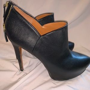 2 Nine West platform ankle heel boot bundle🚨🚨